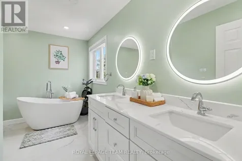 100 Sonesta Circle Ottawa ON K2S 0G6