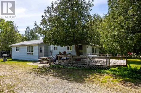181 Woodland Circle Chatsworth ON N0H 1G0