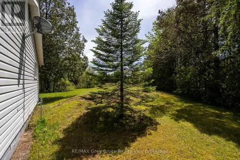 181 Woodland Circle Chatsworth ON N0H 1G0