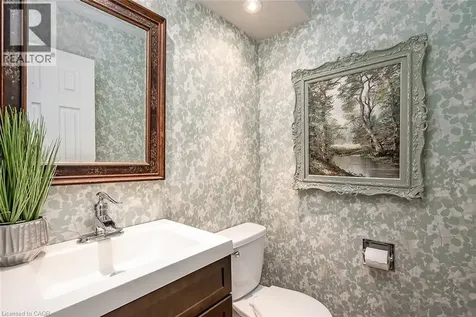 1580 Kerns Road Burlington ON L7P 3A7