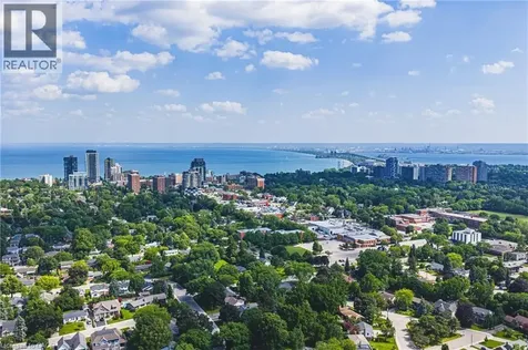 2116 Prospect Street Burlington ON L7R 1Y9