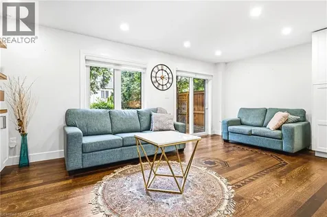 2116 Prospect Street Burlington ON L7R 1Y9