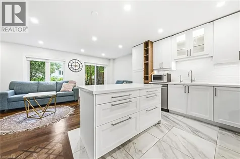 2116 Prospect Street Burlington ON L7R 1Y9