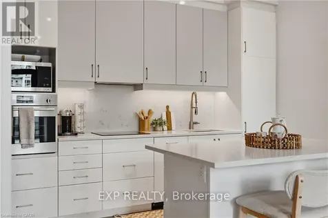 181 King Street South Kitchener ON N2J 0E7