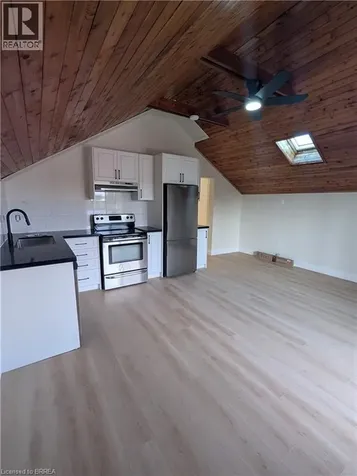 413 Concession Street Hamilton ON L9A 1B8