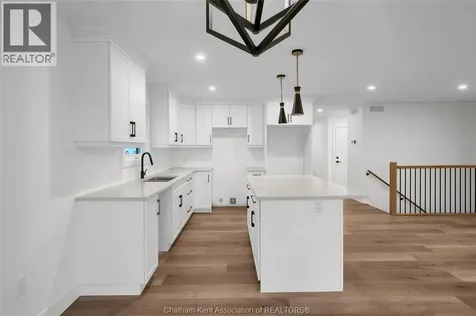 8 Cornerstone Place Chatham ON N7M 0V8