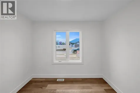 8 Cornerstone Place Chatham ON N7M 0V8