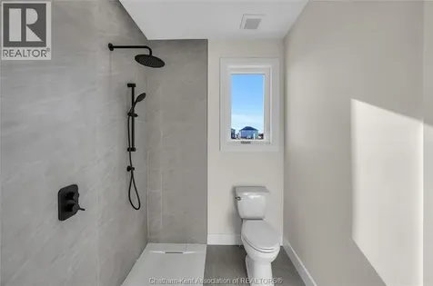 207 Rosewood Crescent Chatham ON N7M 0V4