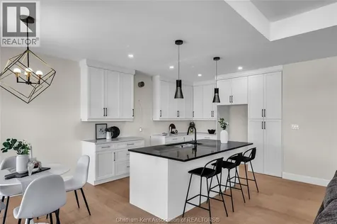 203 Rosewood Crescent Chatham ON N7M 0V4
