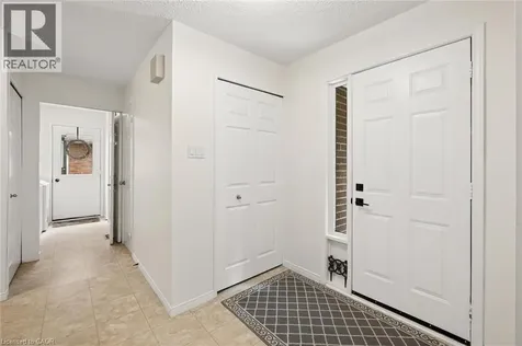 482 Foxhill Place Waterloo ON N2T 1X7