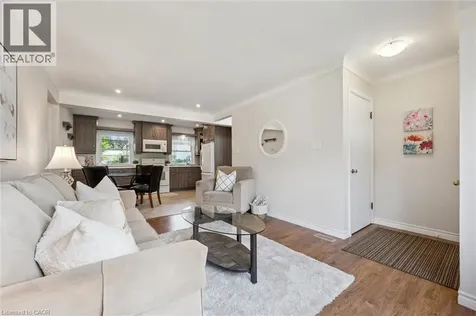 31 Third Avenue Cambridge ON N1S 2C5