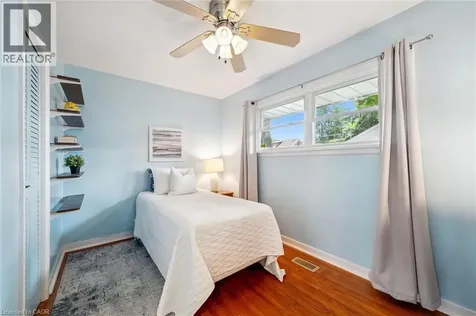 31 Third Avenue Cambridge ON N1S 2C5