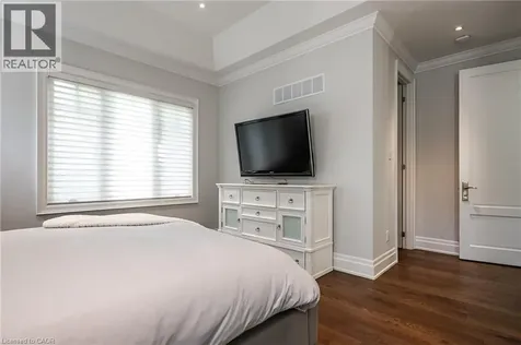 27 Wilson Street Oakville ON L6K 3G2