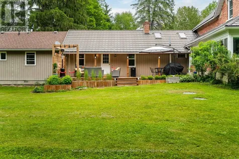 3744 Flos 4 Road West Springwater ON L0M 1S0