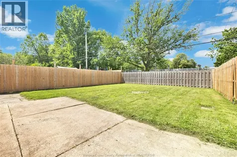 1209 Curry Avenue Windsor ON N9B 2C8