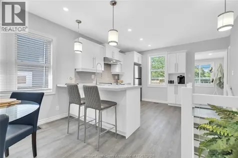 1209 Curry Avenue Windsor ON N9B 2C8