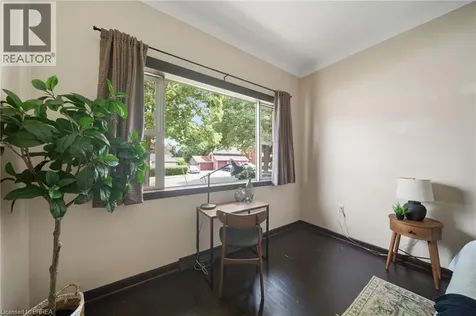 76 William Street Brantford ON N3T 3K8