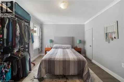 76 William Street Brantford ON N3T 3K8