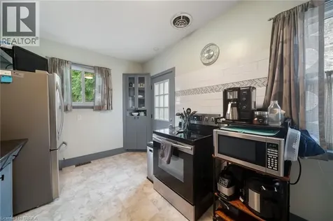 76 William Street Brantford ON N3T 3K8