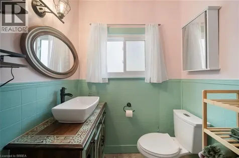 76 William Street Brantford ON N3T 3K8