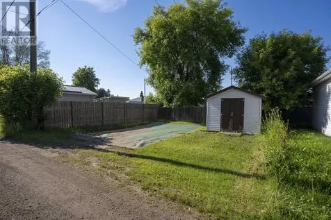 262 Brock St E Thunder Bay ON P7E 4H4