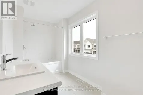 254 Falsetto Street Ottawa ON K1W 0S4