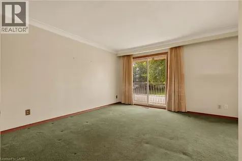 34 Windrush Crescent Hamilton ON L8V 2K8