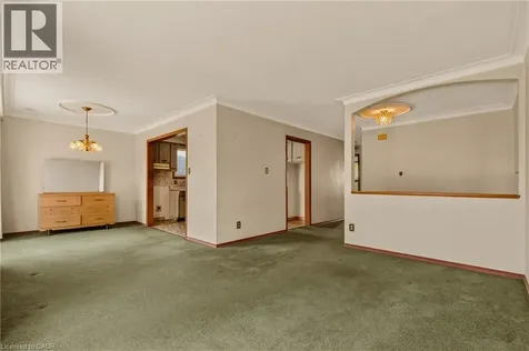 34 Windrush Crescent Hamilton ON L8V 2K8