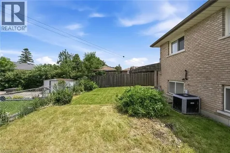 34 Windrush Crescent Hamilton ON L8V 2K8