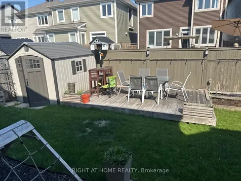 371 Vendevale Avenue Ottawa ON K2P 0S4