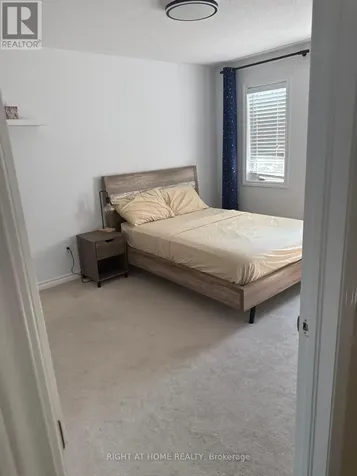371 Vendevale Avenue Ottawa ON K2P 0S4