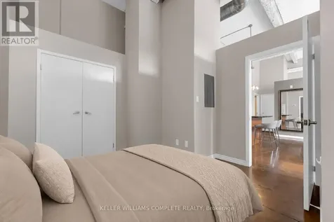 11 Rebecca Street Hamilton (beasley) ON L8R 3H7