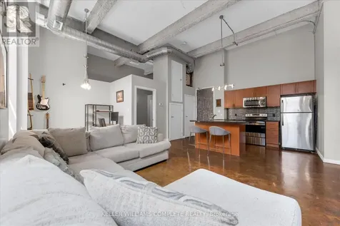 11 Rebecca Street Hamilton (beasley) ON L8R 3H7