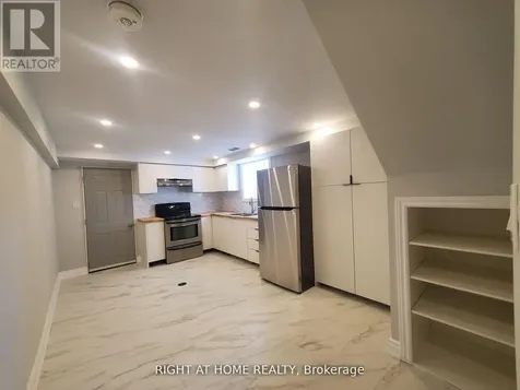 214 Kenilworth Avenue South Hamilton (delta) ON L8K 2T4