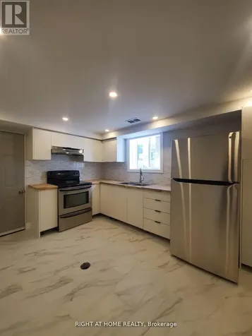 214 Kenilworth Avenue South Hamilton (delta) ON L8K 2T4