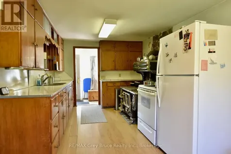 43 Bartley Drive Northern Bruce Peninsula ON N0H 1Z0
