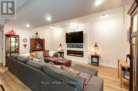 815 18th Street Hanover ON N4N 0C5
