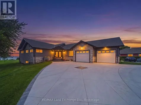 752 Lake Range Drive Huron-kinloss ON N2Z 0B3