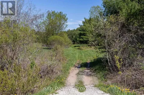 5716 County Road 9 Clearview ON L0M 1N0