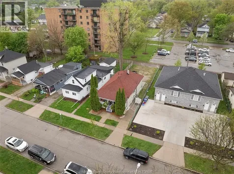 609 St. Joseph Windsor ON N9C 3H3