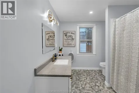 15-17 Jane Street Ridgetown ON N0P 2C0