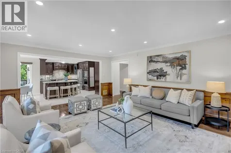 1398 Winterberry Drive Burlington ON L7P 4T4