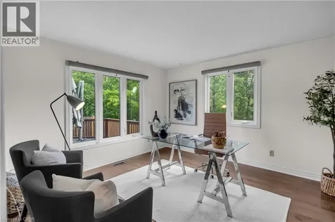 1398 Winterberry Drive Burlington ON L7P 4T4