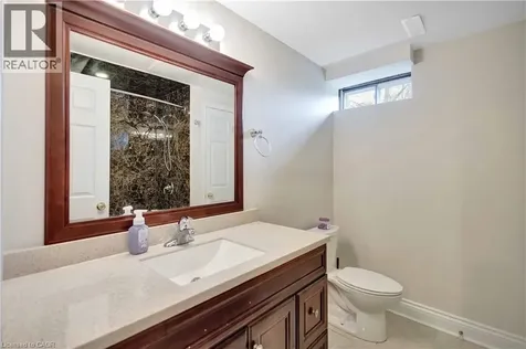 1398 Winterberry Drive Burlington ON L7P 4T4