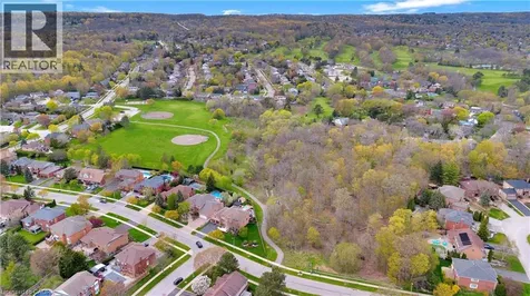 1398 Winterberry Drive Burlington ON L7P 4T4