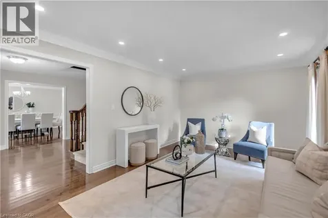1398 Winterberry Drive Burlington ON L7P 4T4