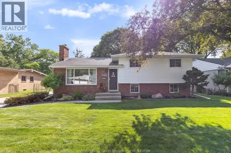 3659 Bruce Avenue Windsor ON N9E 1W4