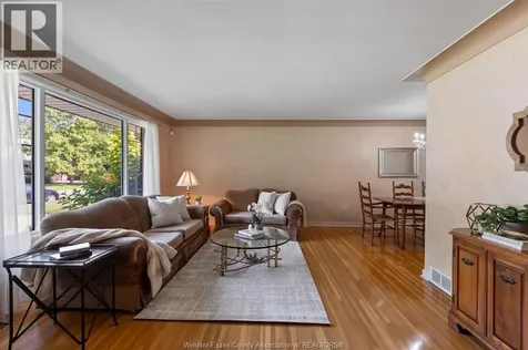 3659 Bruce Avenue Windsor ON N9E 1W4