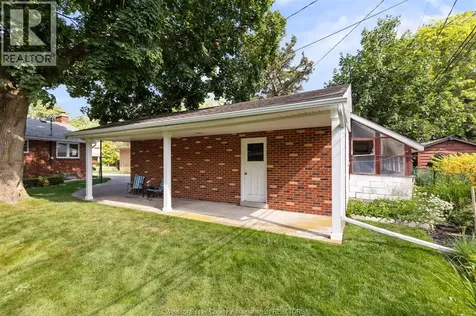 3659 Bruce Avenue Windsor ON N9E 1W4