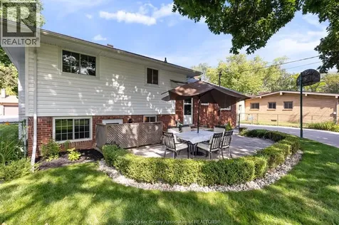 3659 Bruce Avenue Windsor ON N9E 1W4
